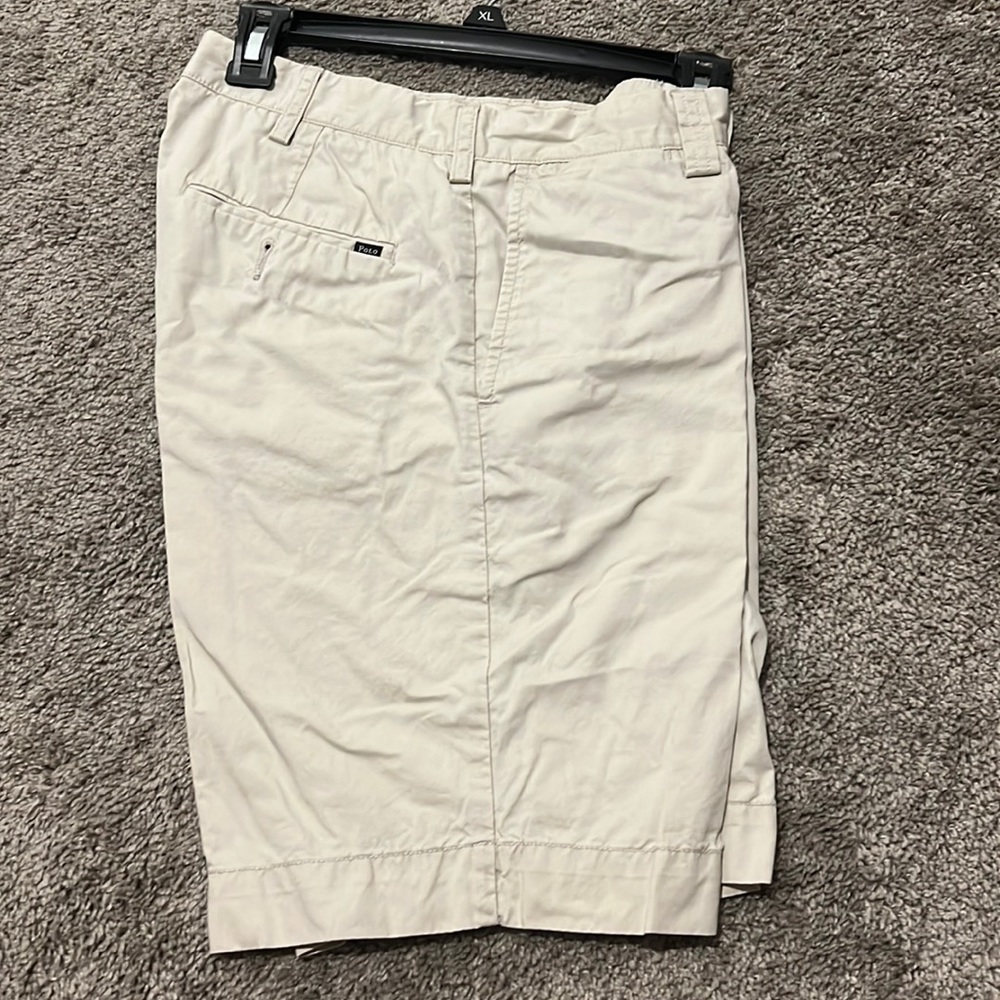 Tan Polol shorts